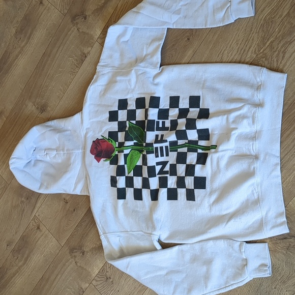 Neff Hoodie checkerboard Rose size  Medium - Picture 4 of 10